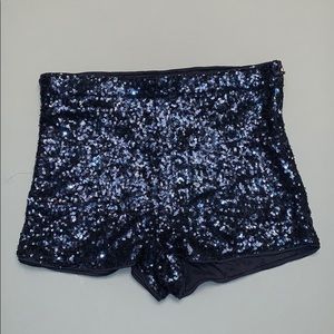 Size Medium Sequined shorts.